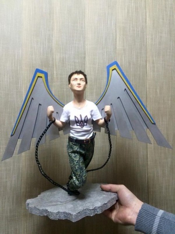 Надія Савченко тепер має свою лялькову копію