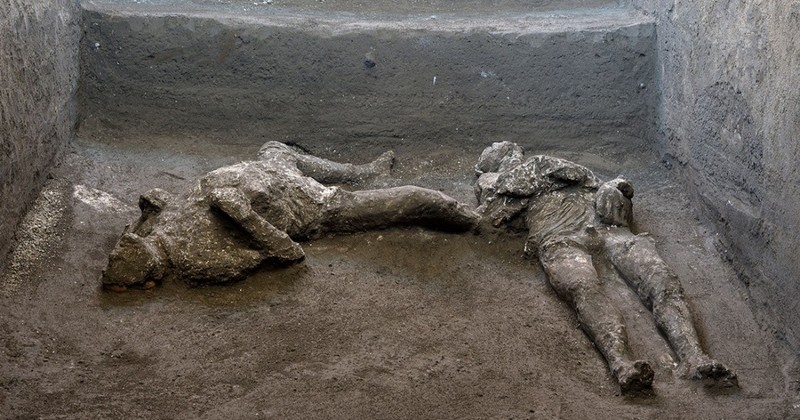 Археологи знайшли тіла двох жертв виверження Везувію