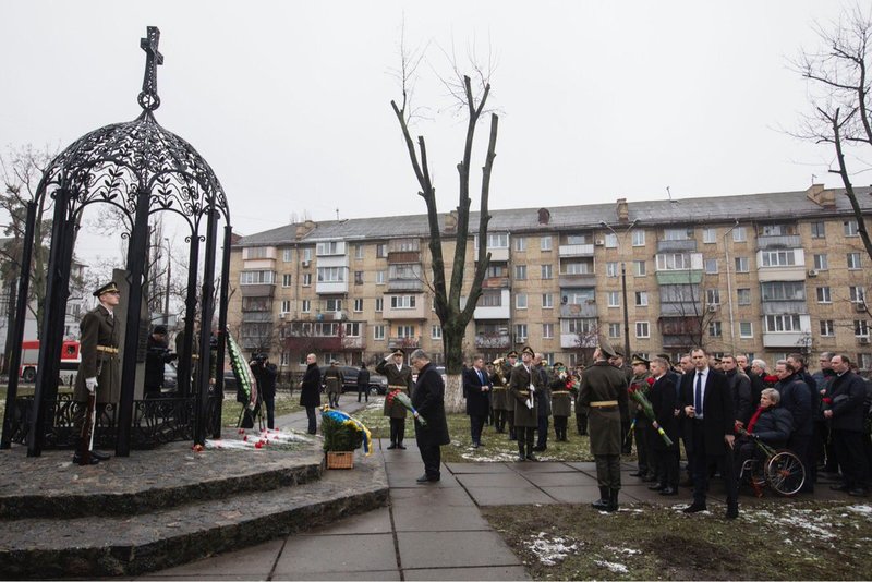 Україна вшанувала пам'ять ліквідаторів аварії на ЧАЕС