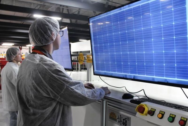 В Україні відкрили перший завод з виробництва сонячних панелей