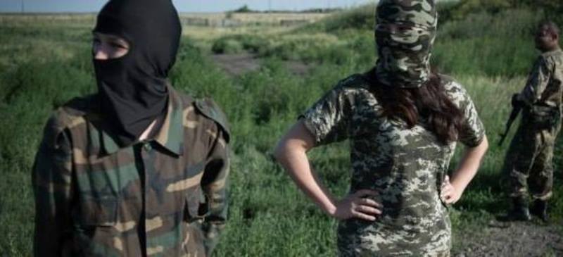 Снайпери і диверсанти. В Луганську бойовики створили навчальний табір