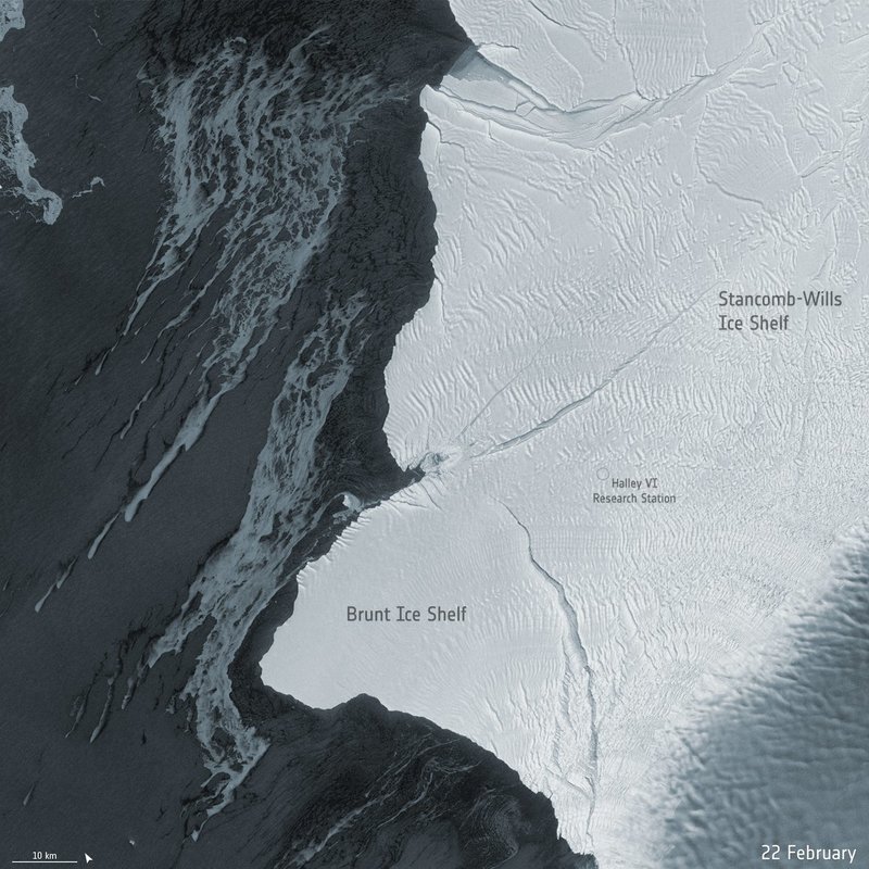 Супутник показав айсберг, який відколовся від Антарктиди
