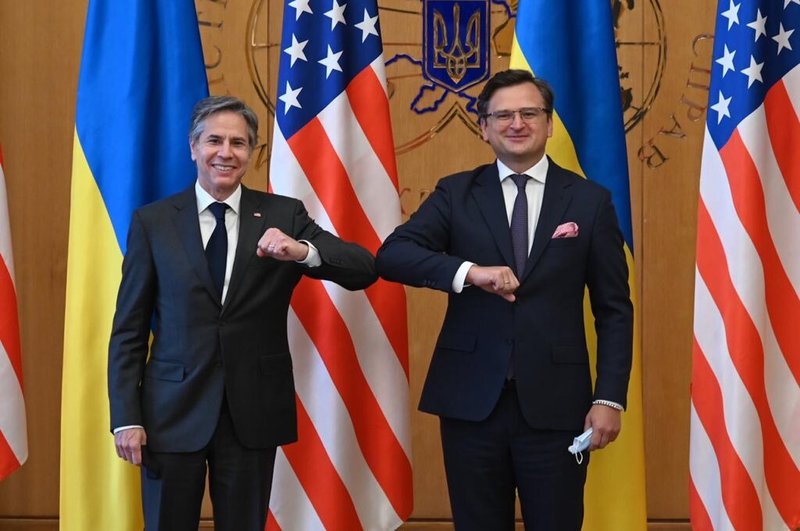 Держсекретар Блінкен провів переговори з українською владою