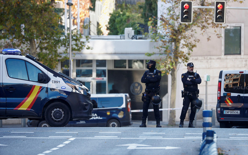 В Іспанії затримали підозрюваного у розсиланні листів з вибухівкою в посольства України
