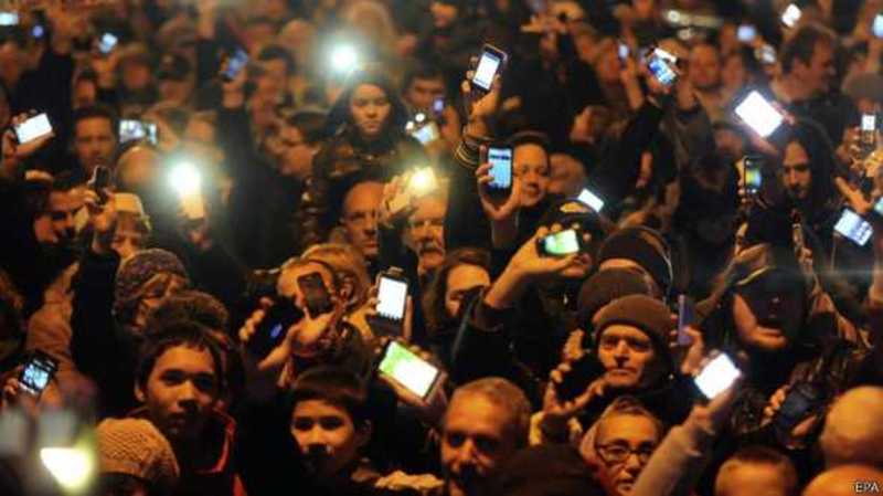 Протест в Будапешті:угорці протестували проти податку на інтернет