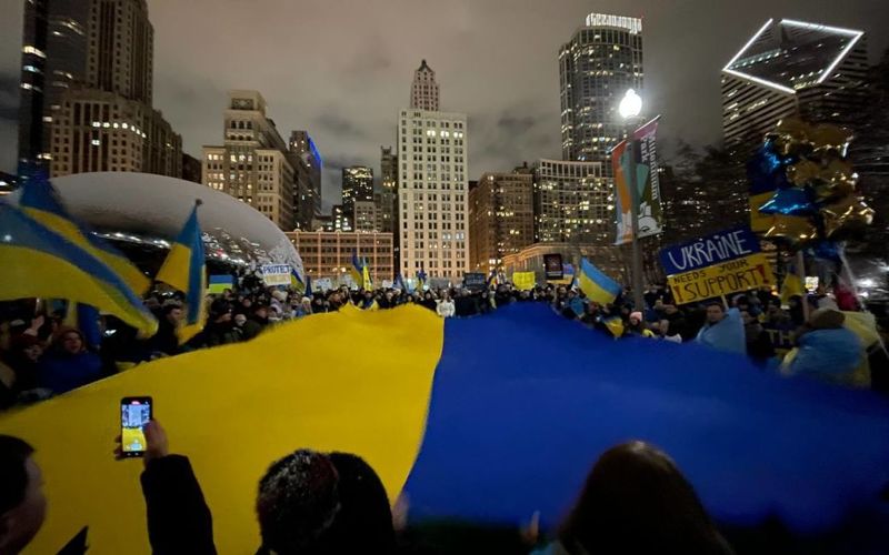 У Чикаго тисячі людей вийшли на підтримку України: фото