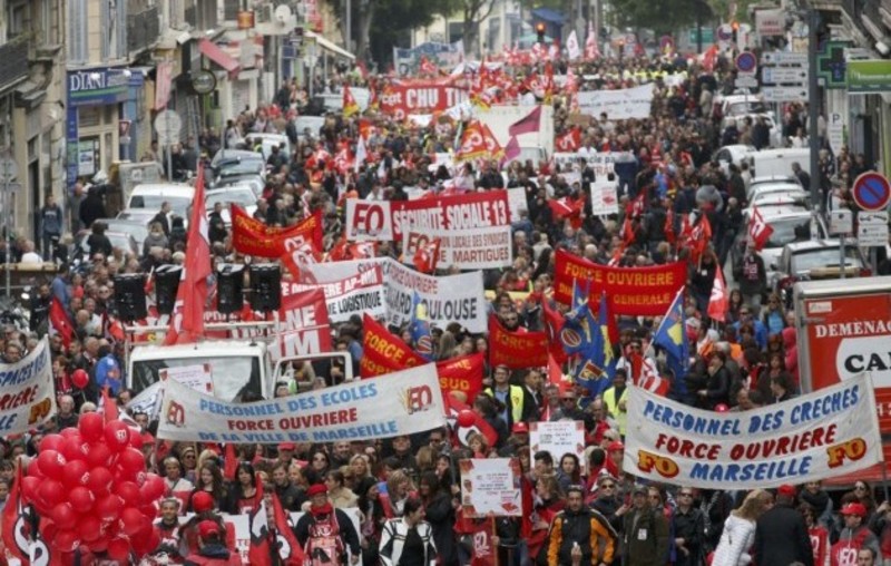У Парижі відбулася масштабна акція проти трудової реформи