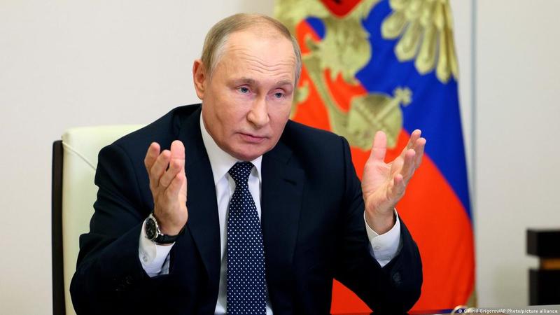 Путін заборонив росіянам протестувати у школах, вокзалах, церквах і не тільки