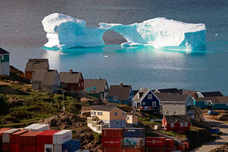 Гренландія продаватиме воду танучих льодовиків
