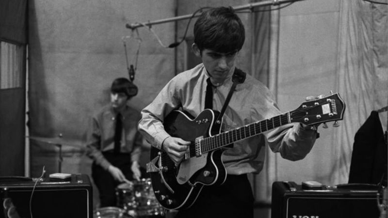 Гітара учасника The Beatles стала найдорожчим лотом на аукціоні в Нью-Йорку