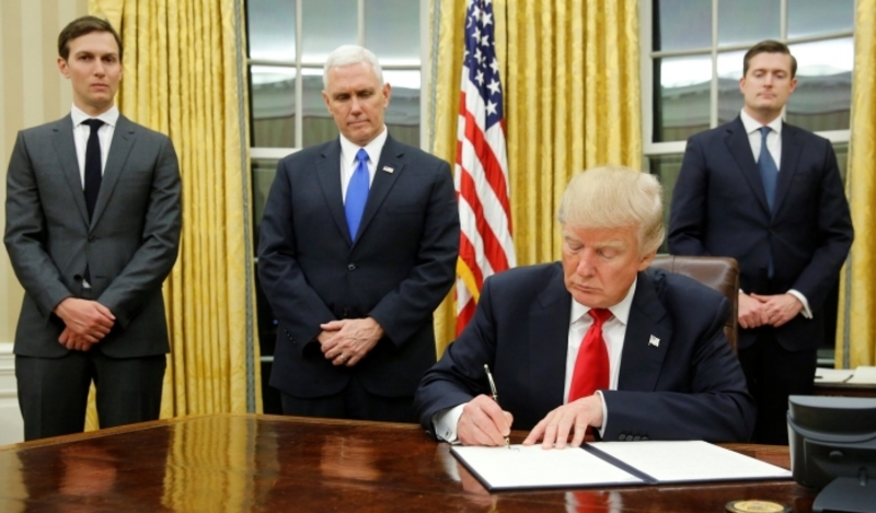 Трамп підписав указ про вихід США з Транстихоокеанського партнерства