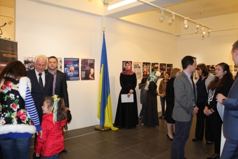 У столиці Йорданії презентували виставку про Голодомор