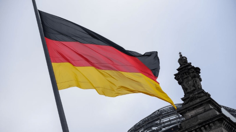 Німеччина закриє чотири з пʼяти консульств РФ на своїй території