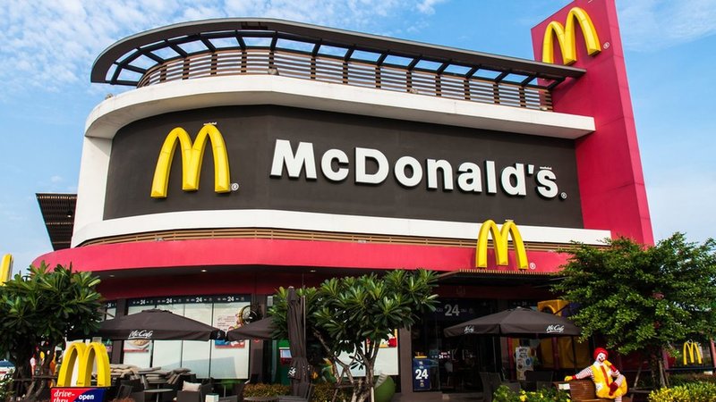 McDonald’s вироблятиме бургери з веганського м‘яса