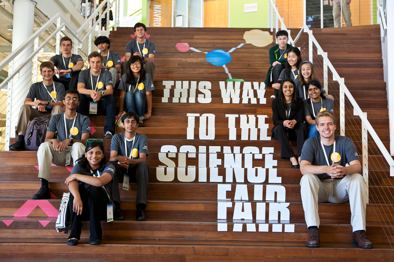 Google Science Fair 2015 запрошує винахідників та дослідників