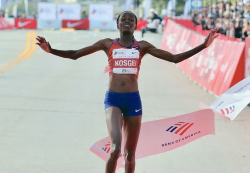 На Чиказькому марафоні кенійська бігунка побила світовий рекорд