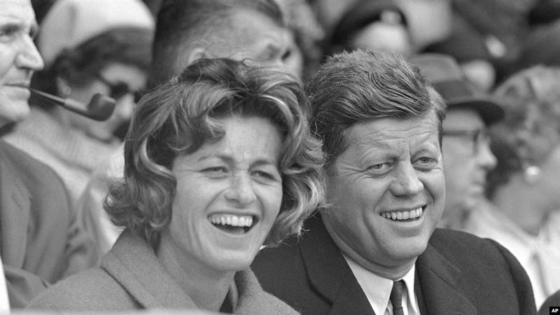 У США померла сестра президента Джона Кеннеді