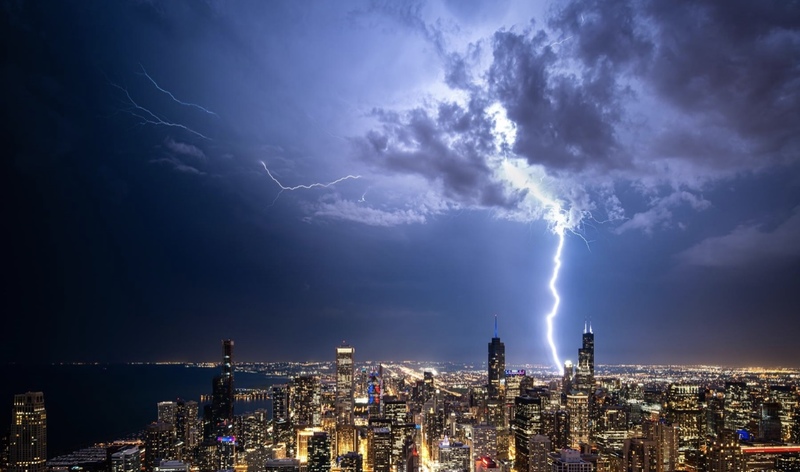 У Чикаго пронісся потужний шторм