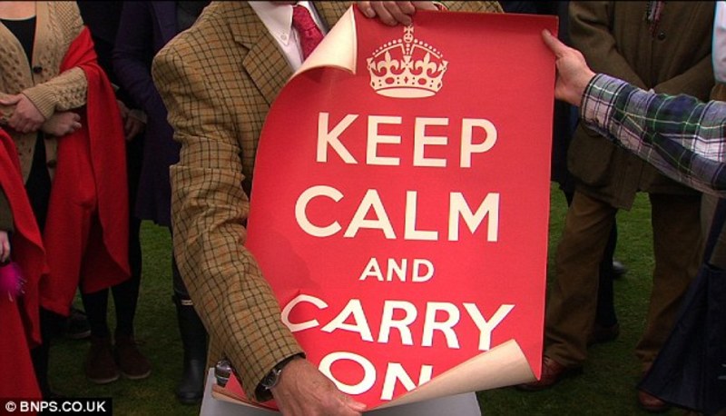 Оригінальний плакат Keep Calm and Carry On, що у Лондоні продають