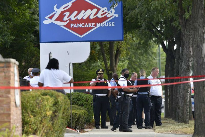 Стрілянина у Lumes Pancake House: є жертви