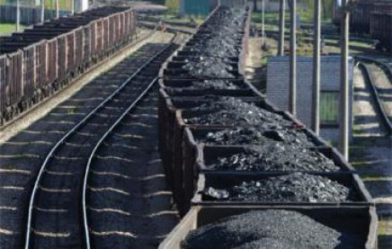 Україна призупинила постачання вугілля з Росії