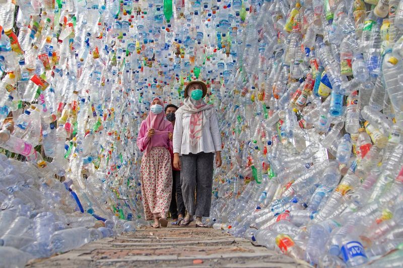 В Індонезії відкрили музей пластикового сміття - фото
