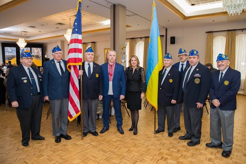 "Україна була, Україна є, Україні бути на віки!" - як у Чикаго відзначали День Соборності України