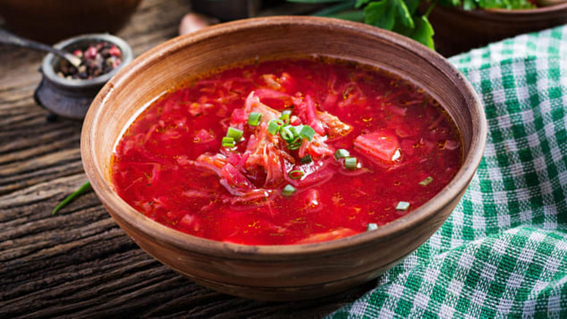 Український борщ потрапив до рейтингу найсмачніших супів у світі від СNN