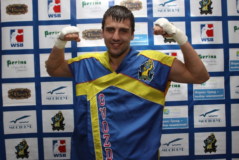 Непереможний український боксер вирішив поборотись за три чемпіонські титули