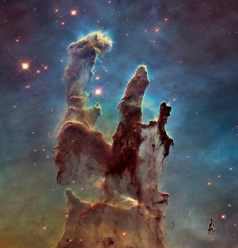 Космічний телескоп Hubble оновив знаменитий знімок "Стовпів творіння"
