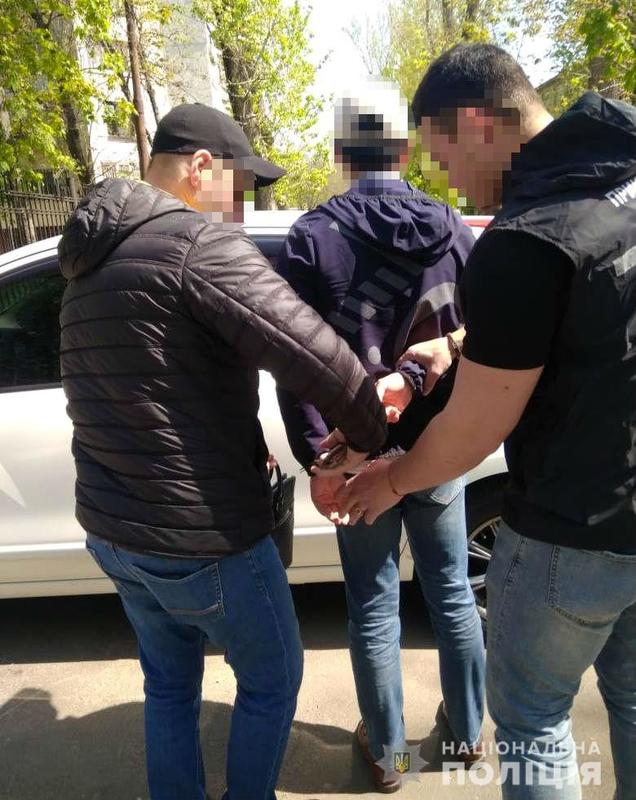 Поліція затримала двох іноземців, які продавали українок у сексуальне рабство