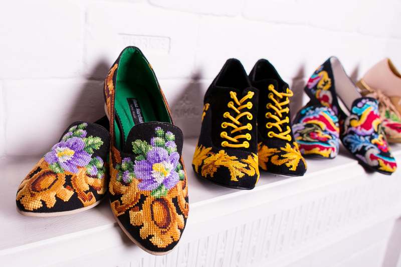 Взуття з вишивкою - модний тренд серед світових дизайнерів