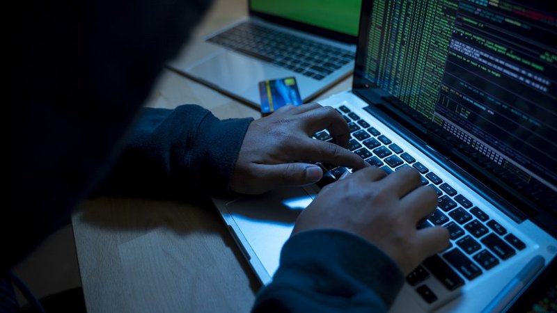 ЗМІ: українські хакери знищили дата-центр, яким користувався російський ВПК