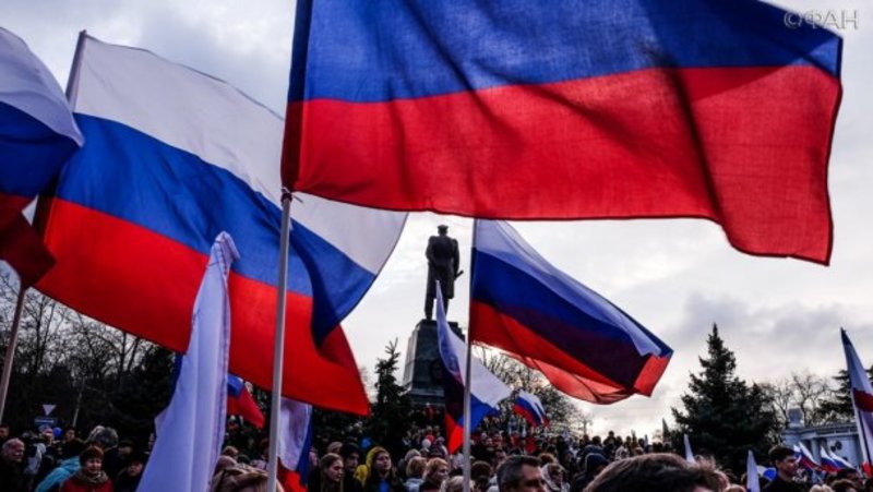 Росія масово переселяє своїх громадян в Крим