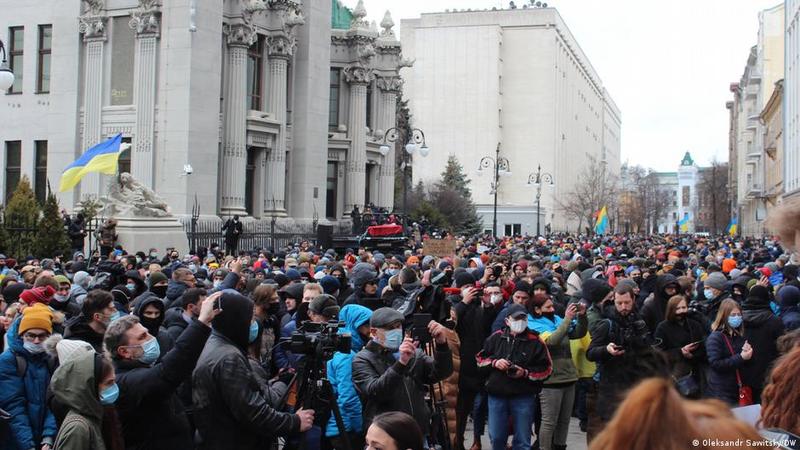 Тисячі людей: у центрі Києва пройшла акція за Стерненка
