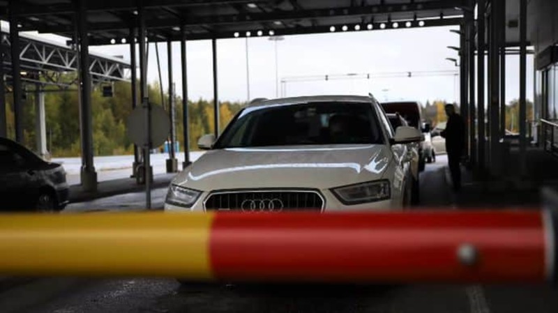 Фінляндія забороняє вʼїзд у країну російських авто з 16 вересня