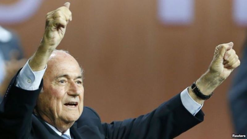 Президент ФІФА повідомив, що йде у відставку