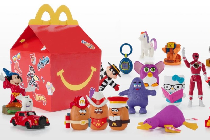 McDonald's планує відмовитися від пластикових іграшок в Happy Meal