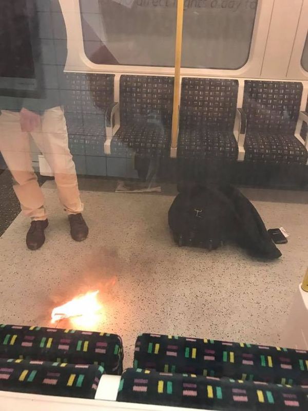 У Лондоні стався вибух у метро (відео)