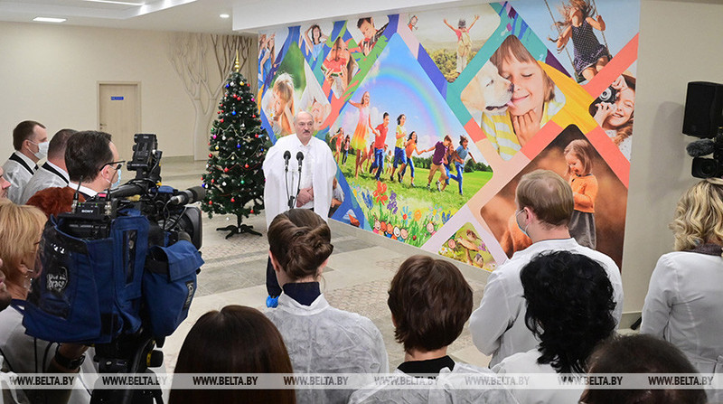 «Щоб коли-небудь народ сказав дякую»: Лукашенко розповів про новорічне бажання