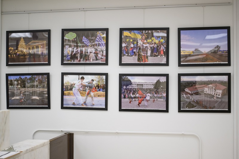 У Чикаго відкрили ексклюзивну виставку робіт маріупольських фотографів