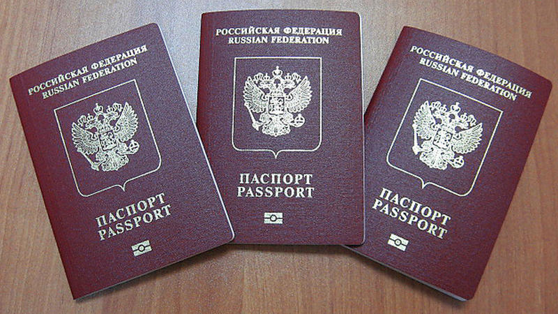 Росія відмовилась видавати паспорти мешканцям окупованого Сходу України