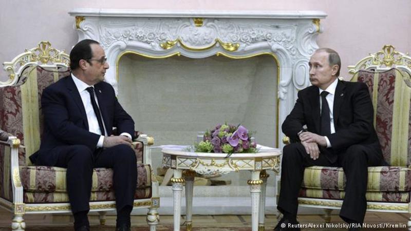 Hollande urges progress on Minsk accord in one-on-one with Putin