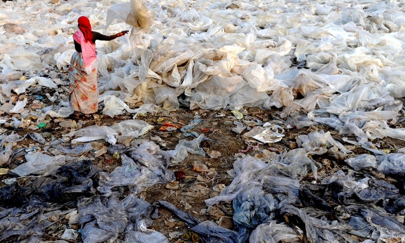 Chicago's Plastic Bag Ban Starts Saturday