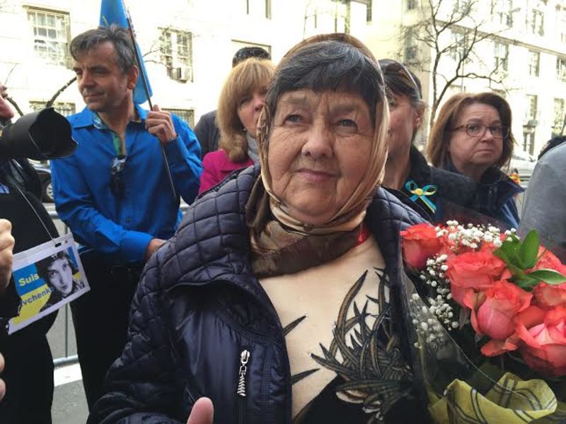 Звернення мами Надії Савченко до США