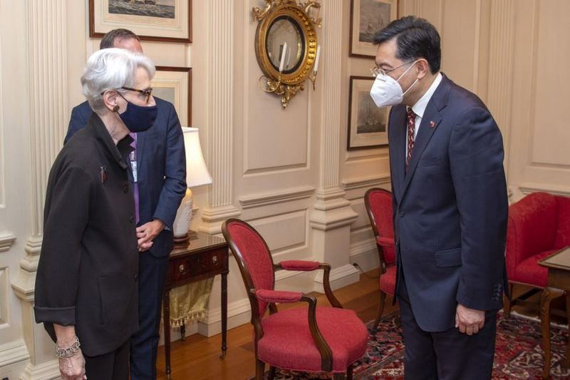 Заступниця держсекретаря Шерман зустрілася з новим послом КНР в США