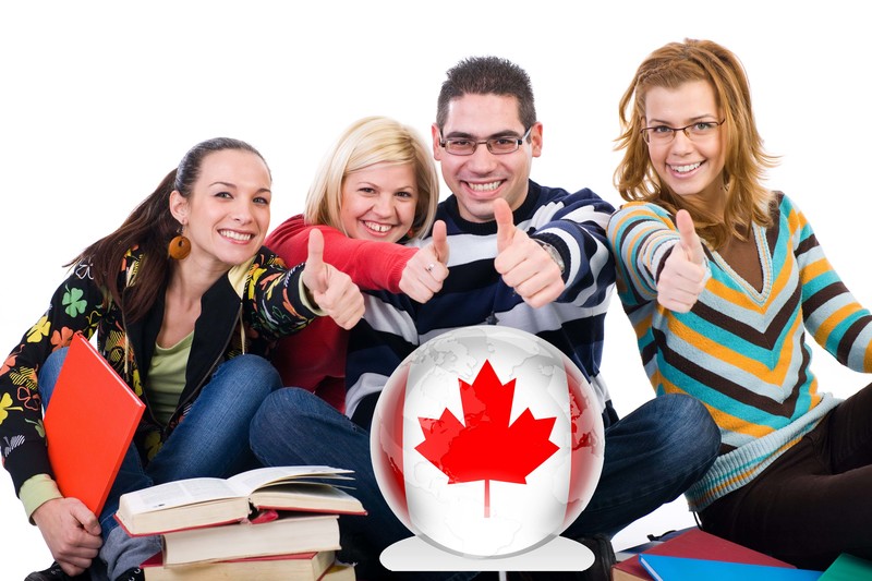 Українцям пропонують безкоштовне навчання у Канаді