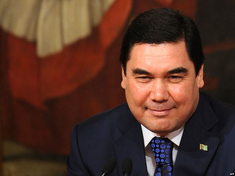 Президент Туркменістану змінить Конституцію під себе
