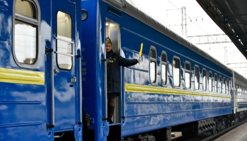 Новий 2021 рік в українських поїздах зустрінуть 5,4 тисячі пасажирів