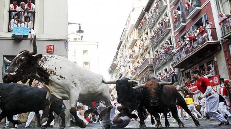 Tourists gored by bulls during San Fermin ‘bull run’